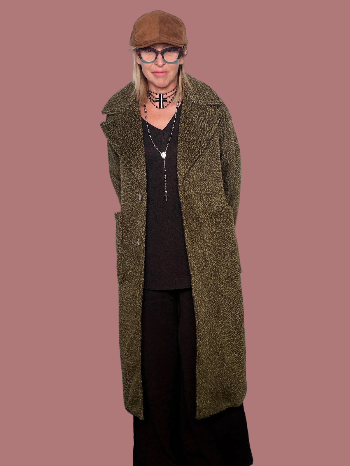 Cappotto lungo mélange con ampi revers e tasche applicate