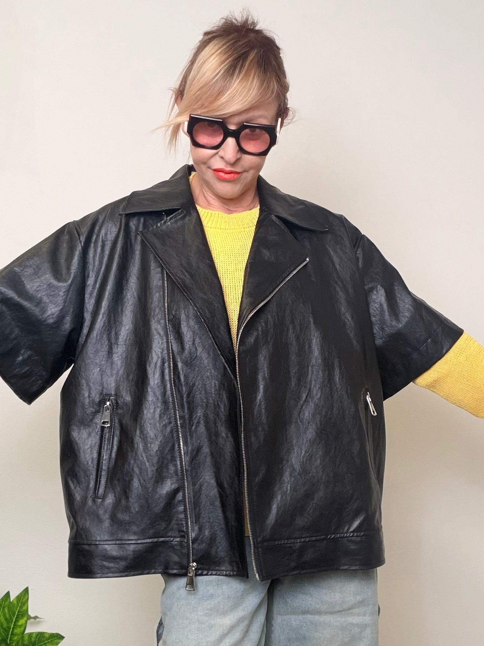 Chiodo in Ecopelle Nera Oversize