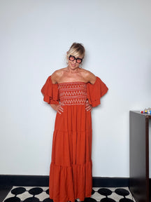 Abito Maxi Smock Zigzag — Maniche a Volant e Gonna a Balze