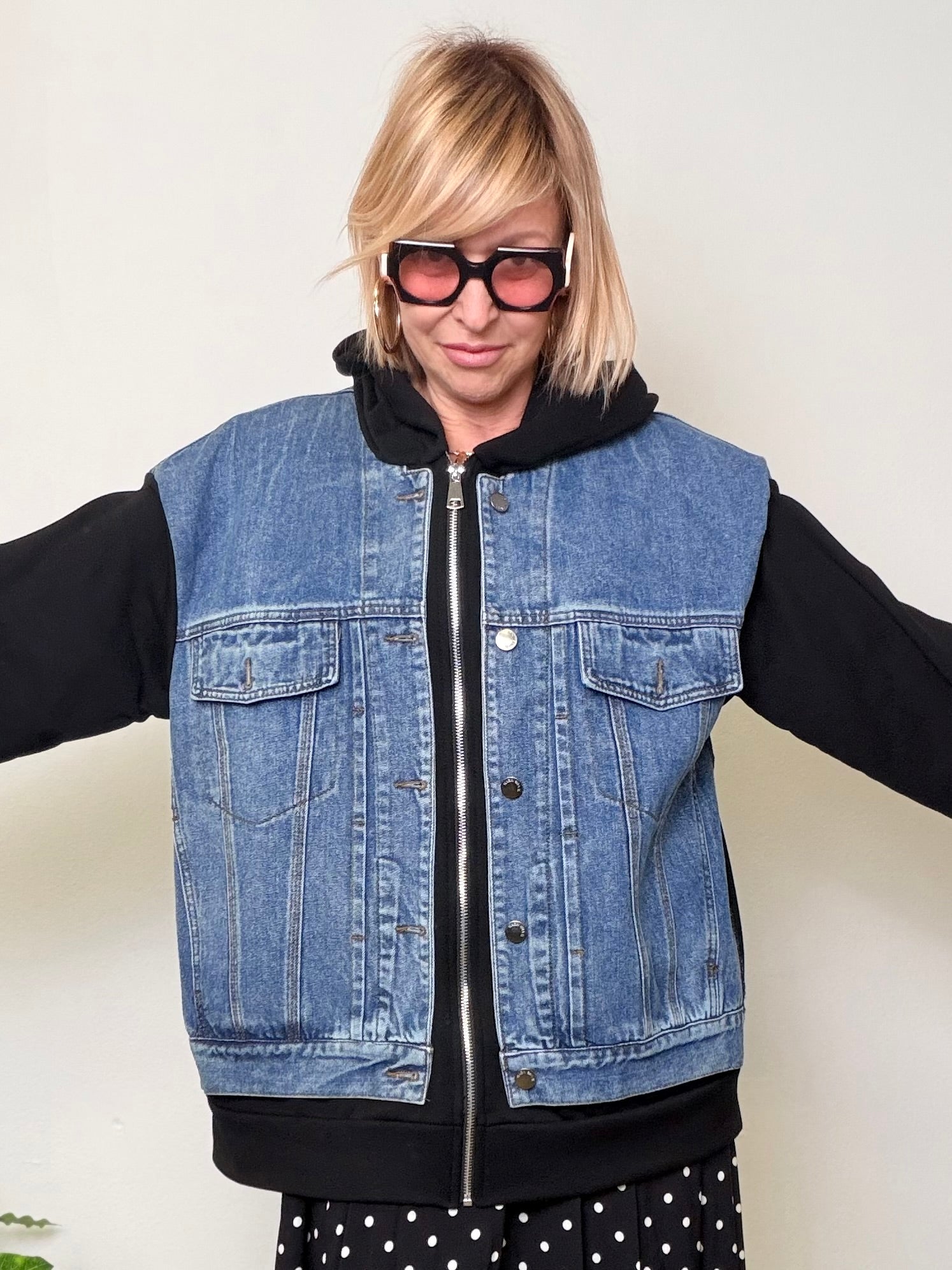 Giacca Ibrida Denim e Felpa con Cappuccio