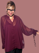 Camicia Over Velata con Top e Lacci ai Polsi