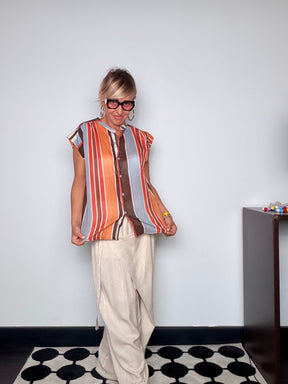 Camicia Righe Verticali — Collo Coreana e Maniche Corte