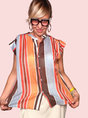 Camicia Righe Verticali — Collo Coreana e Maniche Corte