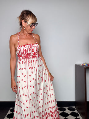 Abito Maxi Halter — Ricamo Folk Rosso su Fondo Avorio