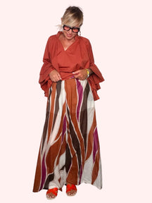 Pantalone Palazzo Righe Fluide — Stampa Optical Multicolor