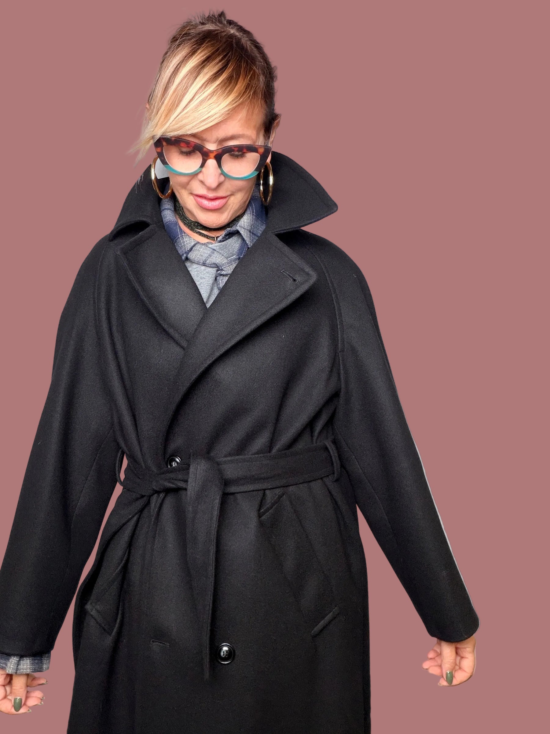 Cappotto Lungo Grigio Doppiopetto con Cintura