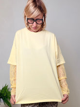 T-shirt Oversize con Maniche Lunghe in Pizzo