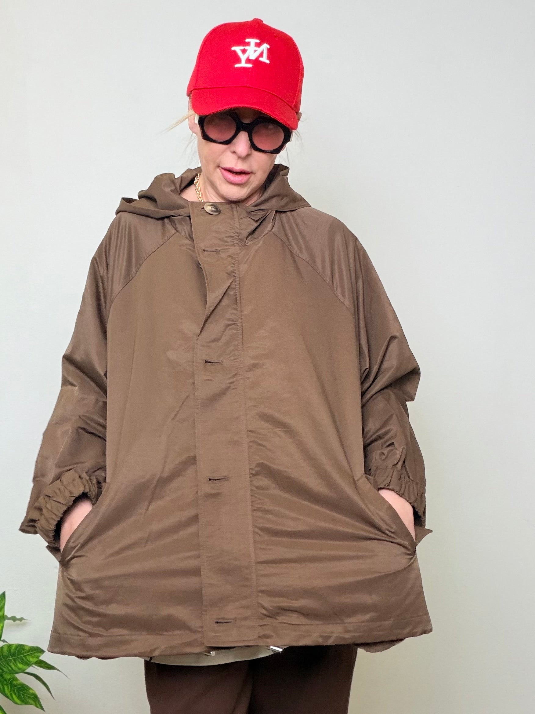 Giacca Oversize Marrone Talpa con Cappuccio