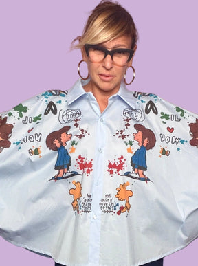 Camicia Female bianca con stampa multicolore, vista di tre quarti