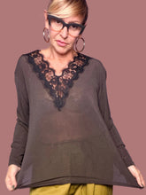 Maglia in misto cashmere con scollo in pizzo Susy Star