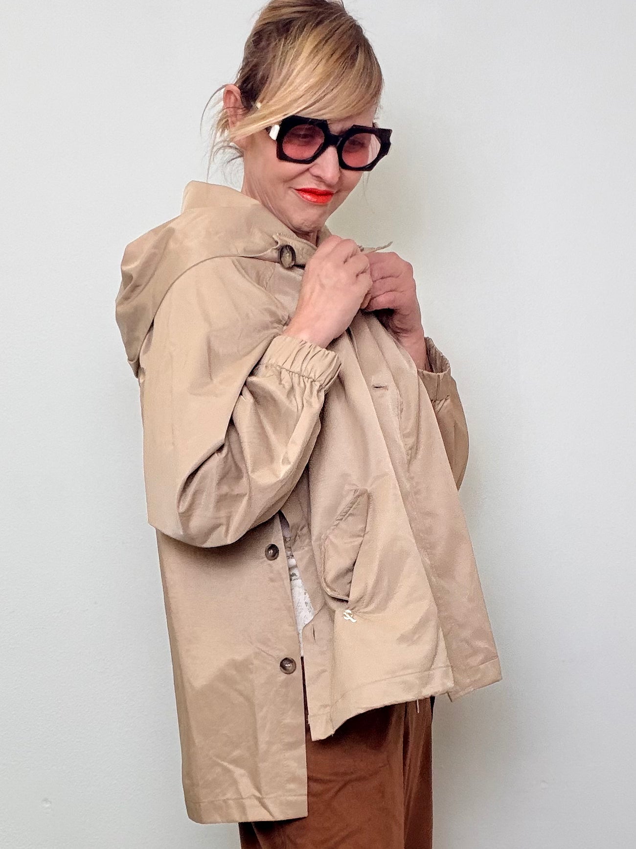 Giacca Impermeabile con Cappuccio