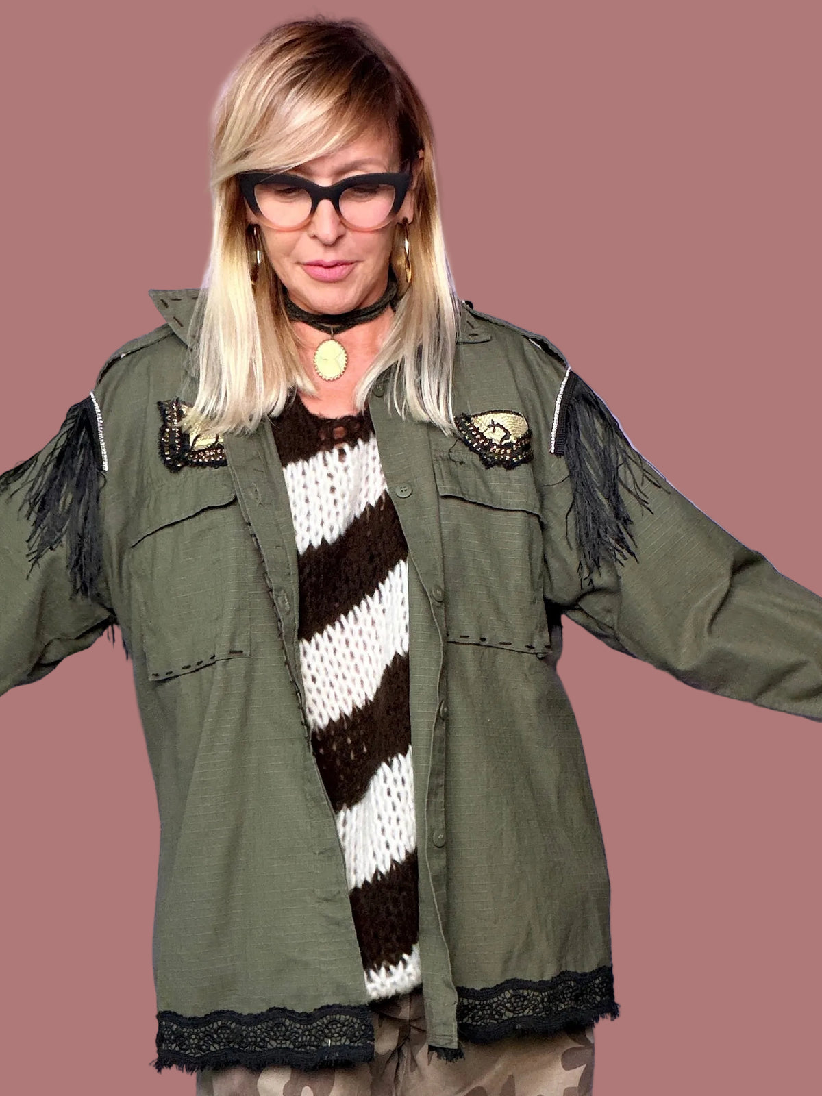 Giacca camicia verde militare vintage con cavallo e leone Female
