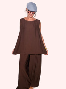 Completo marrone cioccolato - look completo vista frontale