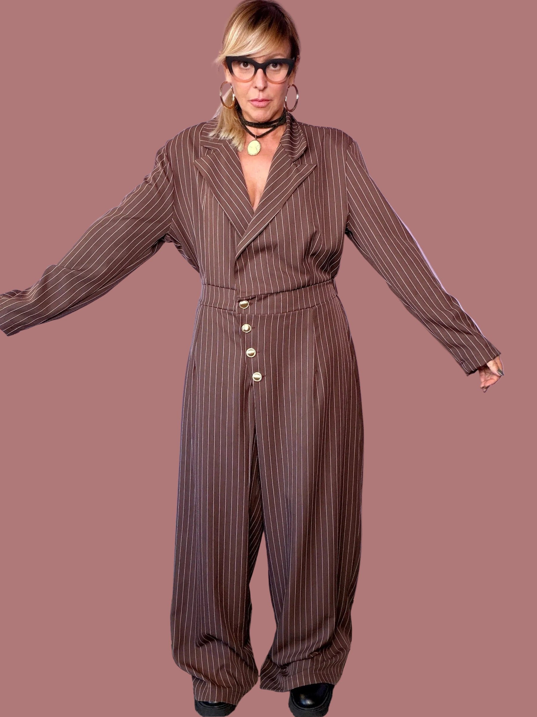 Tuta gessata con collo a revers e pantalone ampio Female