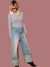 Jeans Wide Leg con Maxi Risvolto “Vintage Cool”