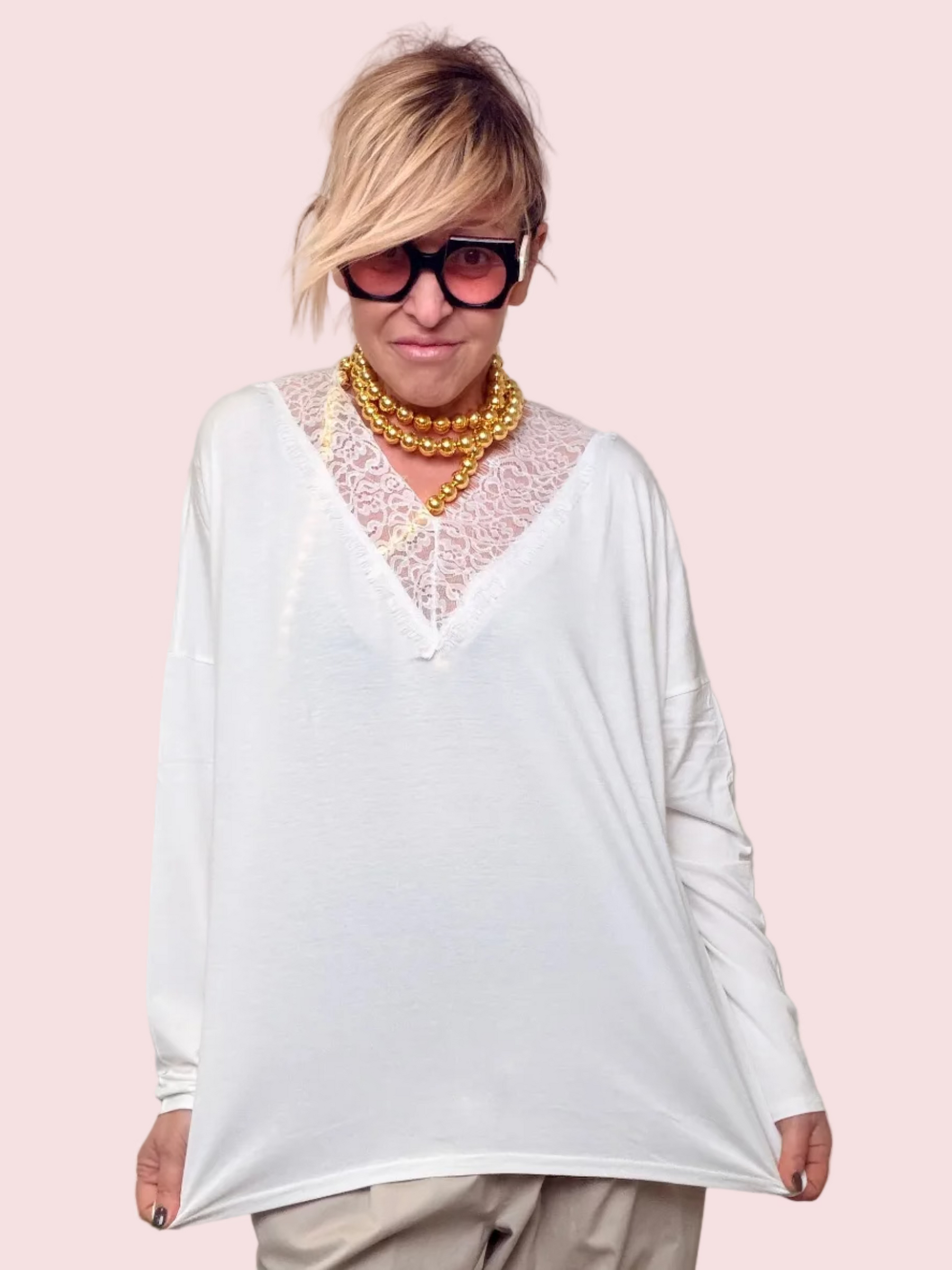 Maglia Oversize con Pizzo sulla Scollatura