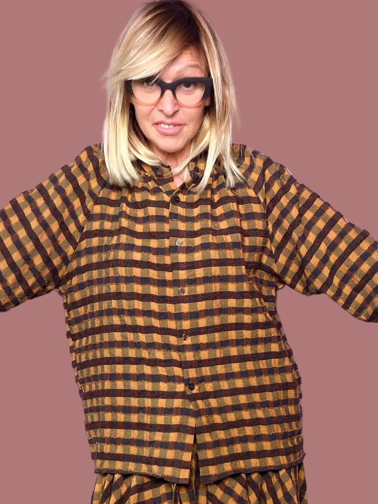 Camicia a quadri con collo arricciato e maniche ampie Female