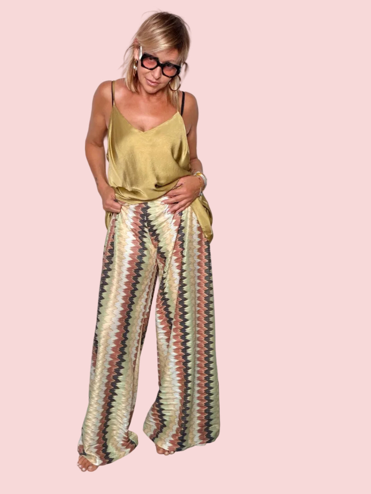 Pantalone chevron oro - dettaglio fantasia zigzag con riflessi metallici