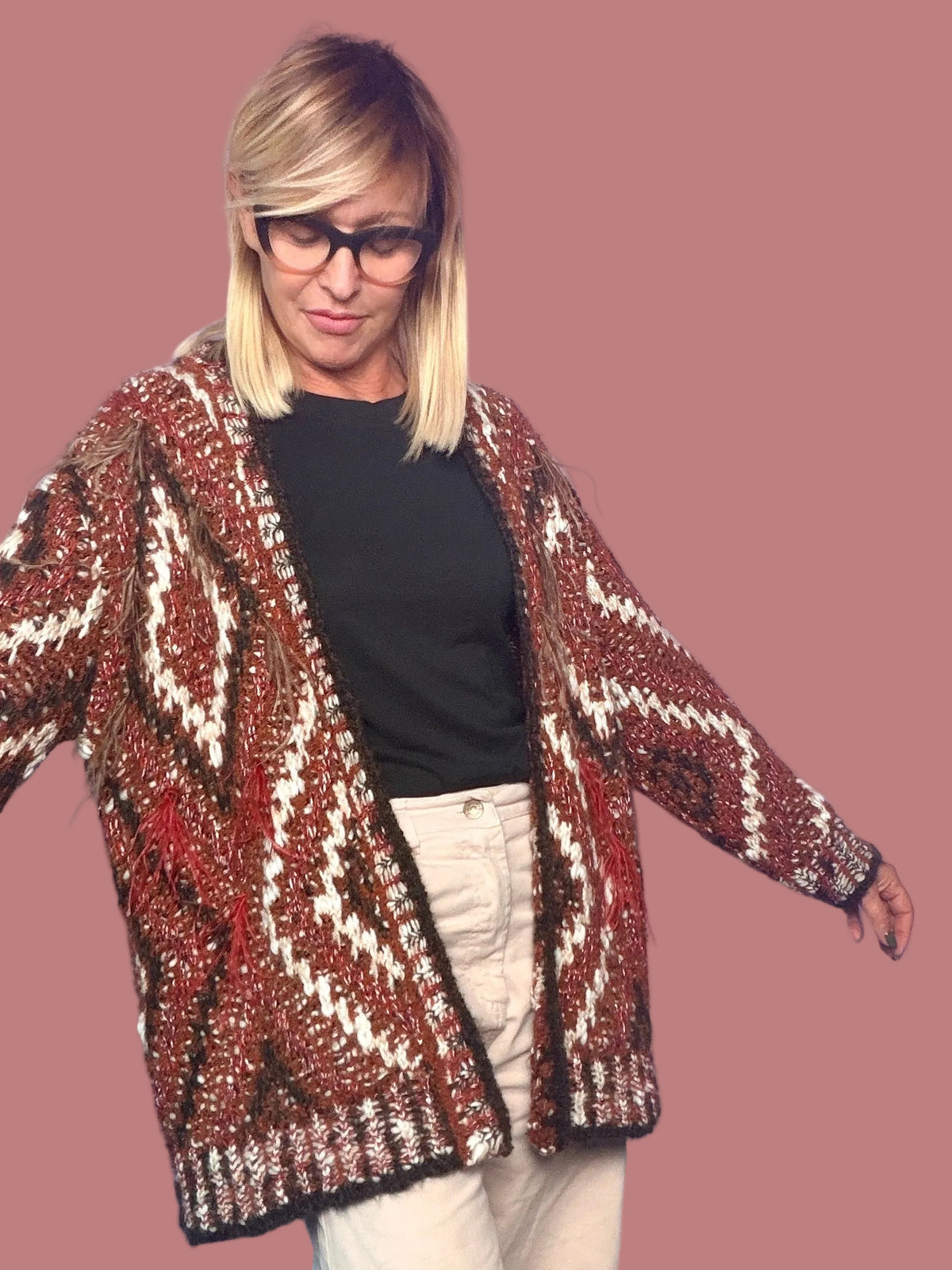 Cardigan lungo fantasia con dettagli sfrangiati nei toni ruggine