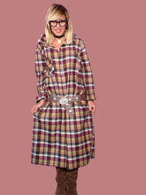 Abito in flanella check, fascino casual