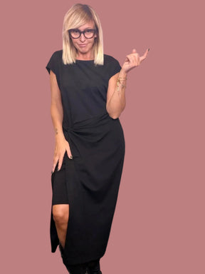 Abito in punto Milano con drappeggio e sottogonna