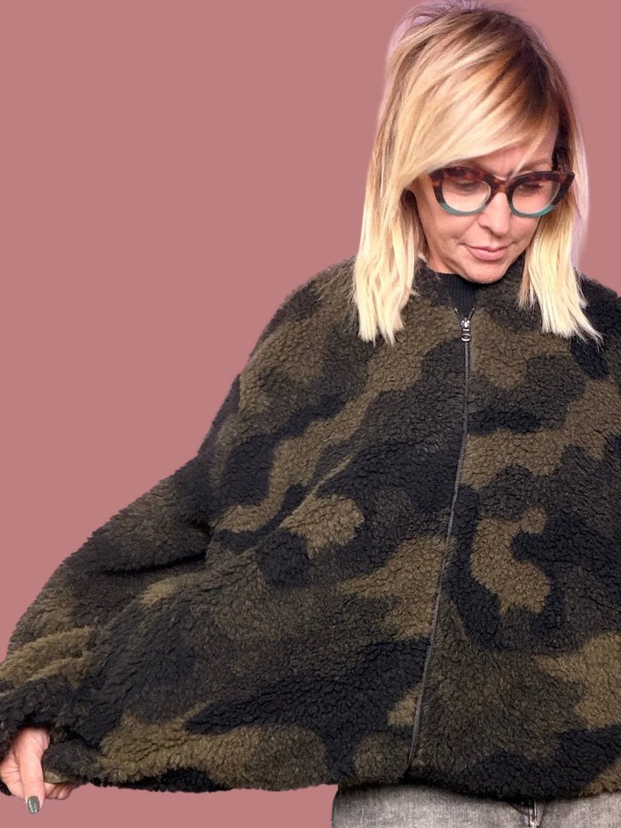Pellicciotto Over Camouflage con Zip