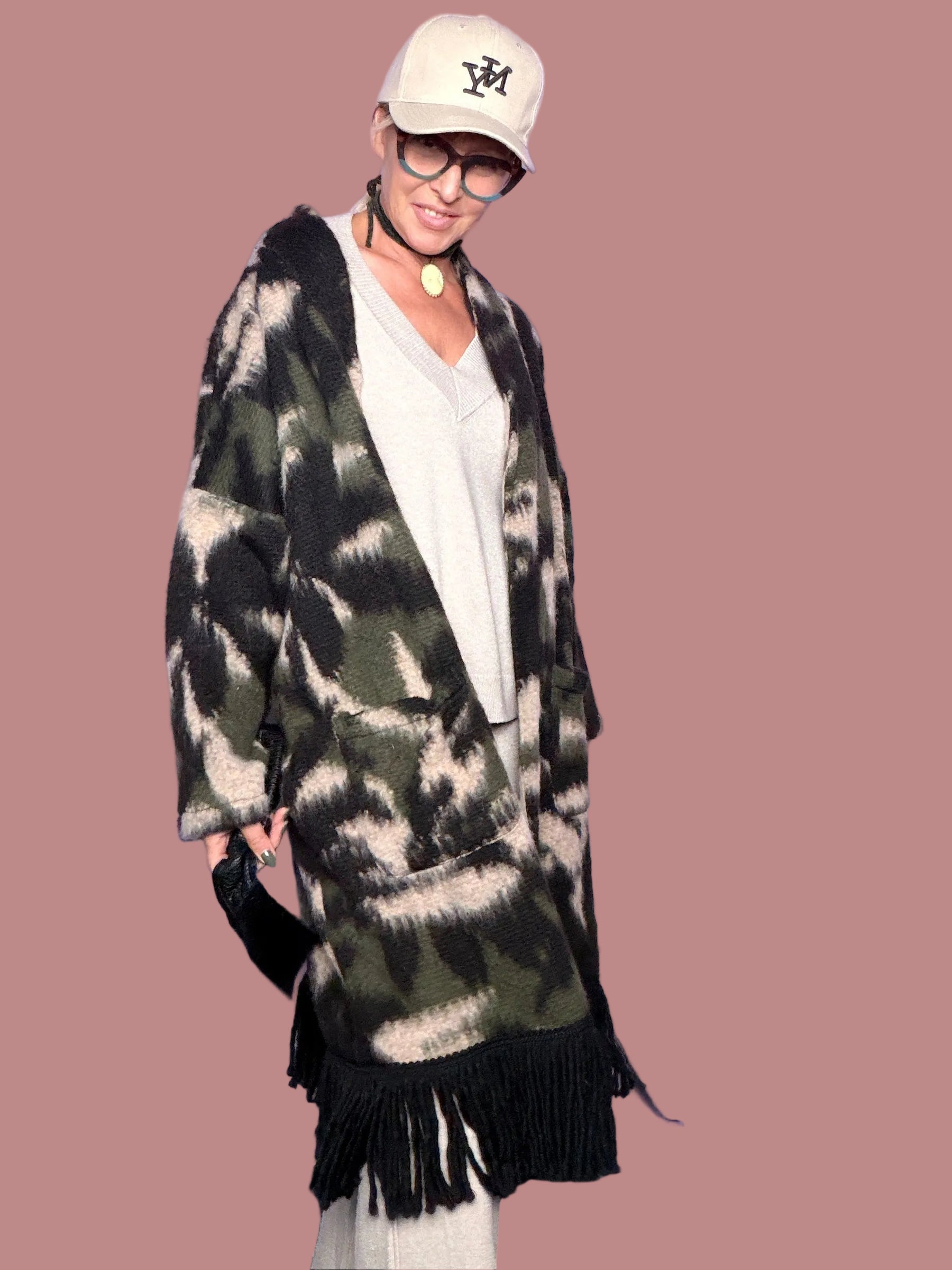 Cappotto jacquard con frange e tasche applicate