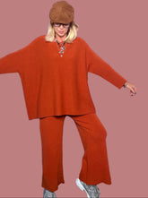 Completo over in maglia con pantalone ampio