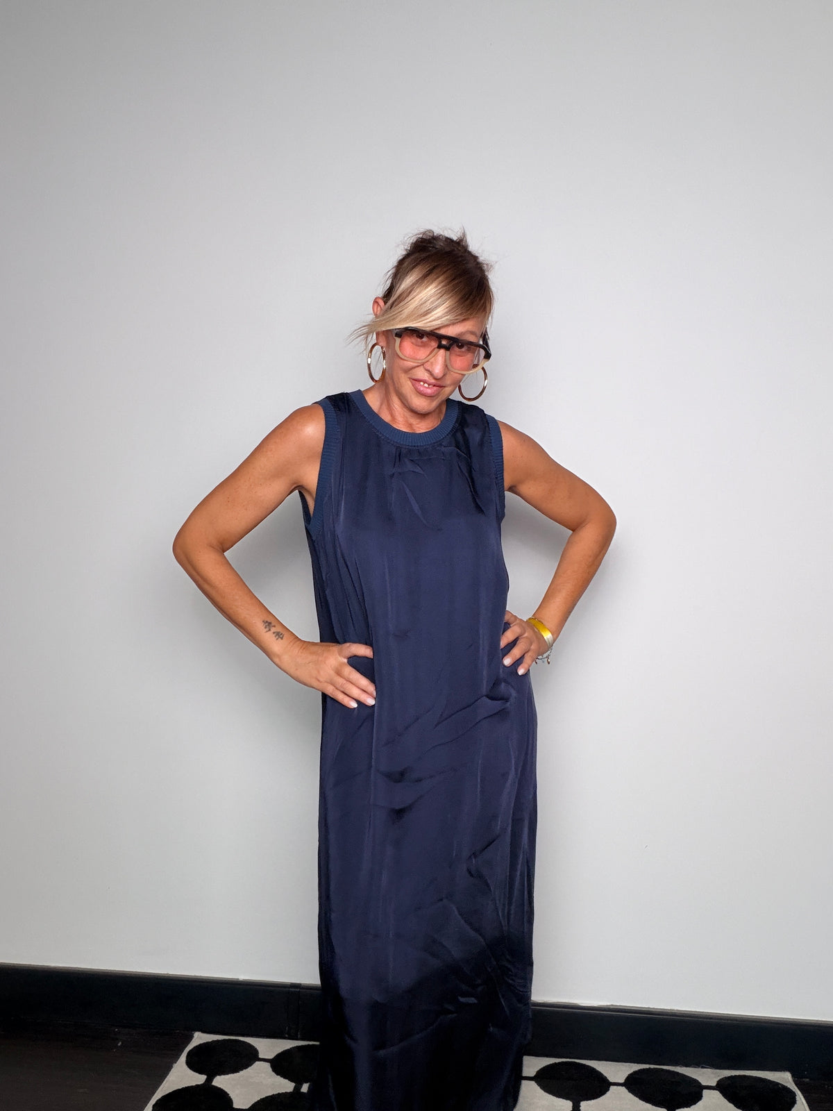 Abito Maxi Satin Trapezio — FEMALE