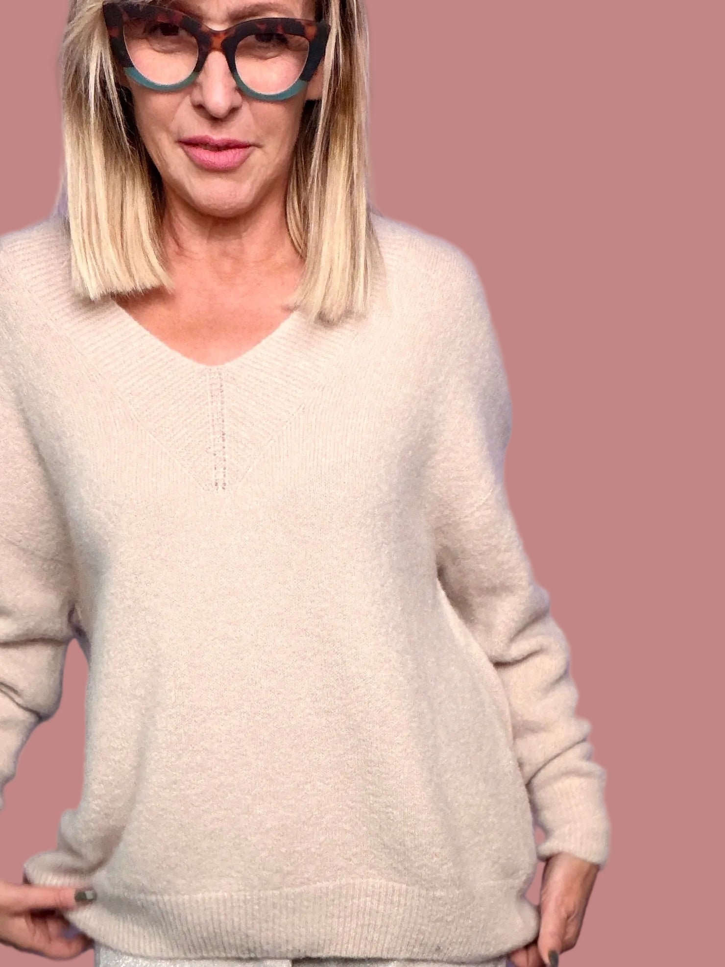 Maglia over con scollo a V  lana merino
