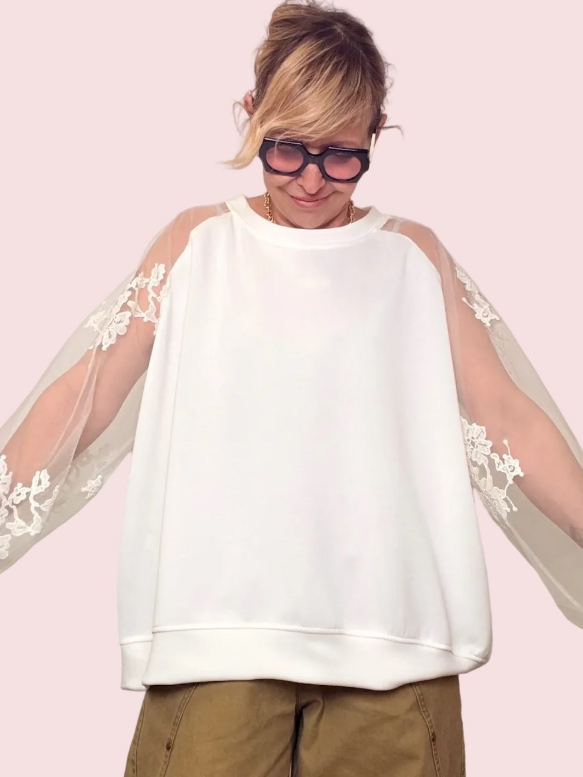 Felpa Bianca Maniche Tulle e Ricamo Floreale