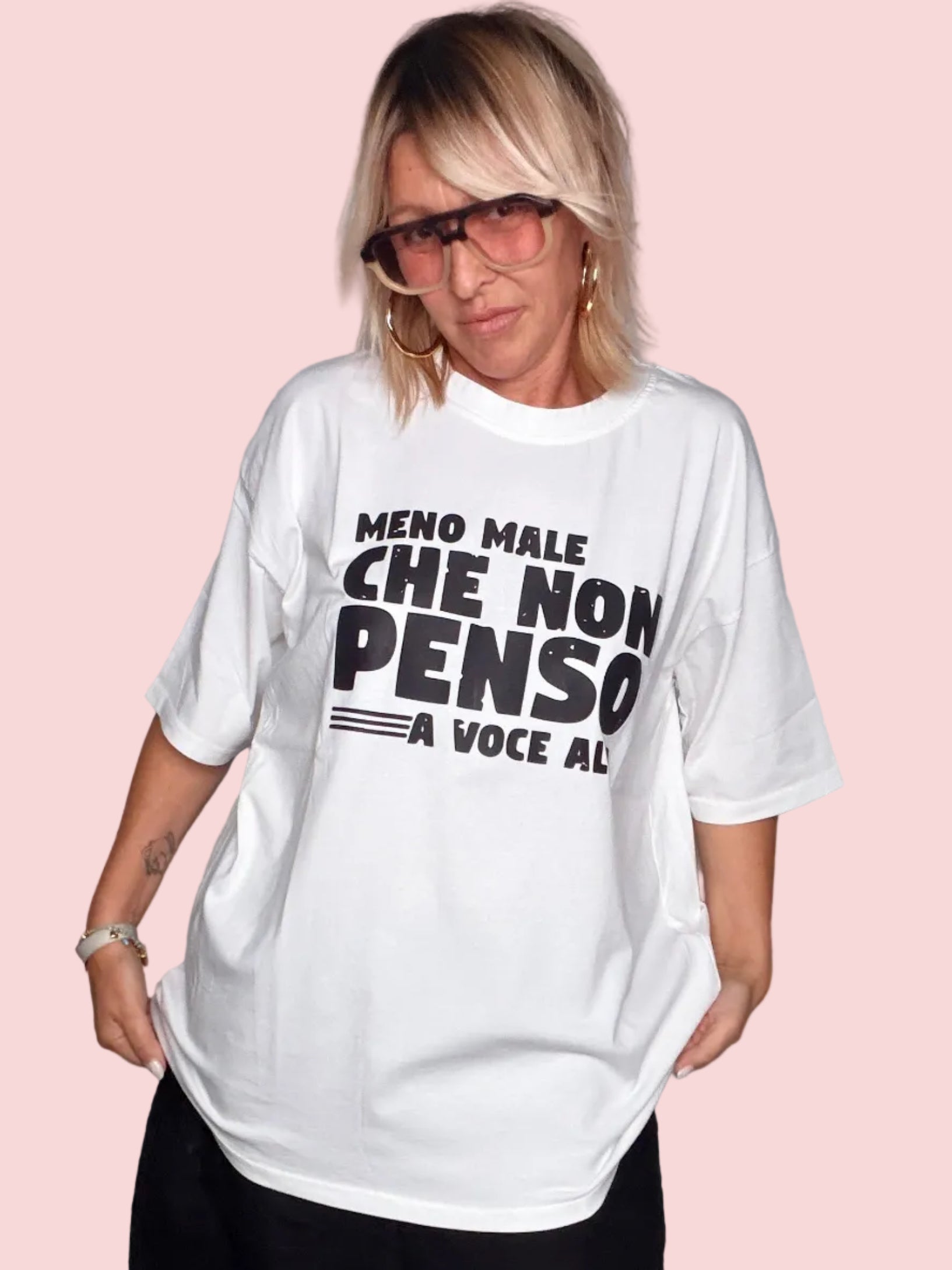 T-shirt oversize stampa ironica - frontale