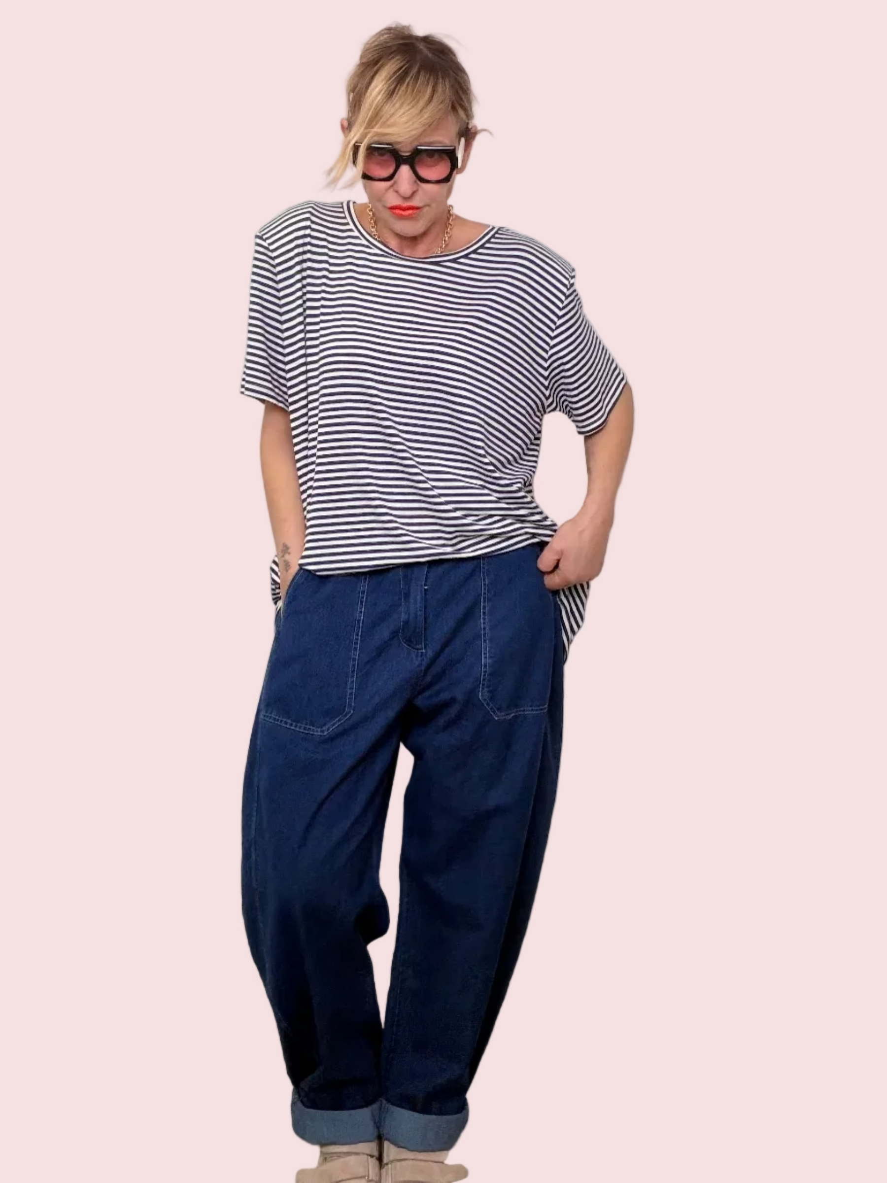 Jeans Balloon Denim Scuro – Tasche Patch e Risvolto