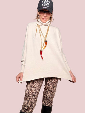 DEJA VU - Maglia Over Dolcevita Morbida