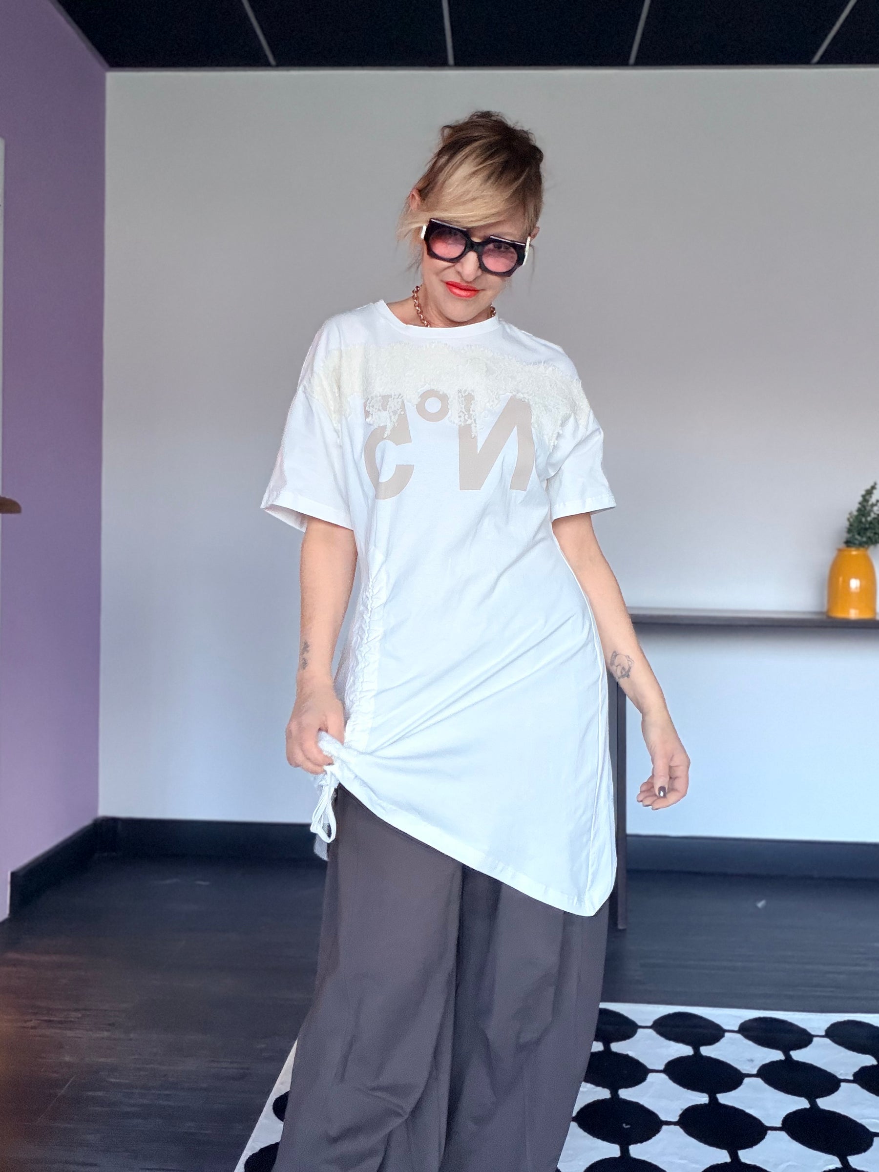 Maxi T-shirt N°5 con Coulisse e Pizzo