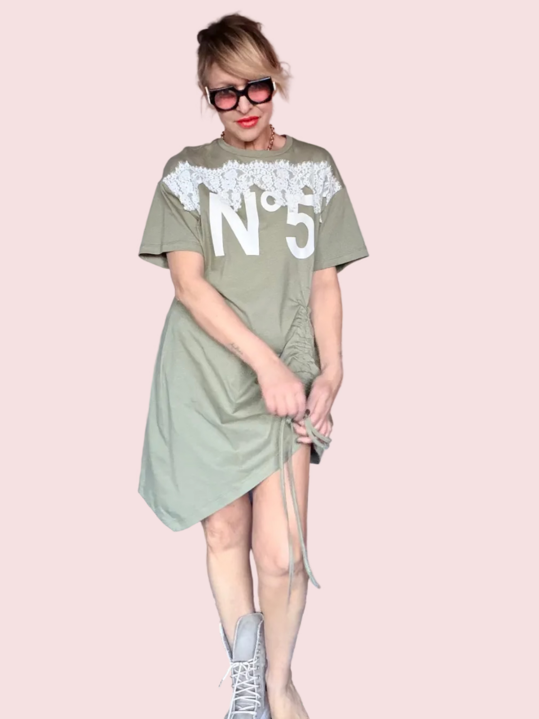 Maxi T-shirt N°5 con Coulisse e Pizzo