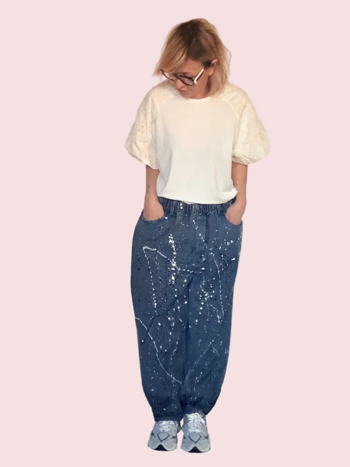 Jeans Oversize con Schizzi di Vernice
