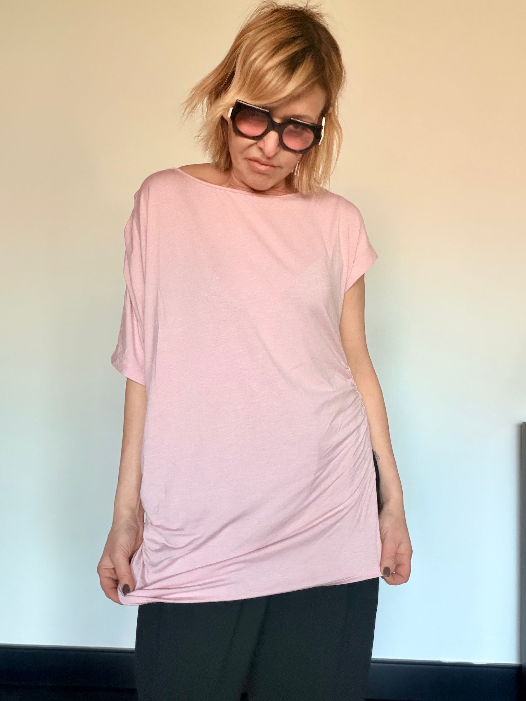 Maglia Asimmetrica con Drappeggio Laterale