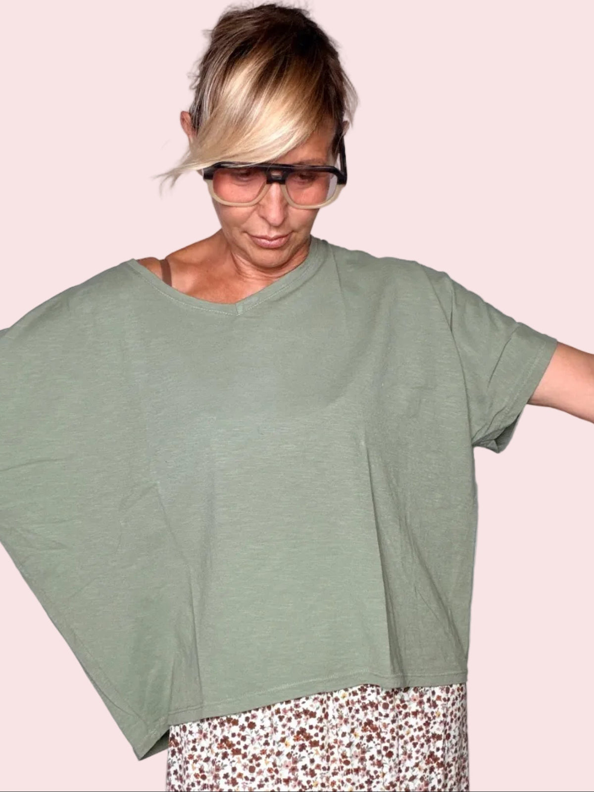 T-Shirt Oversize a Manica Pipistrello – Verde Salvia