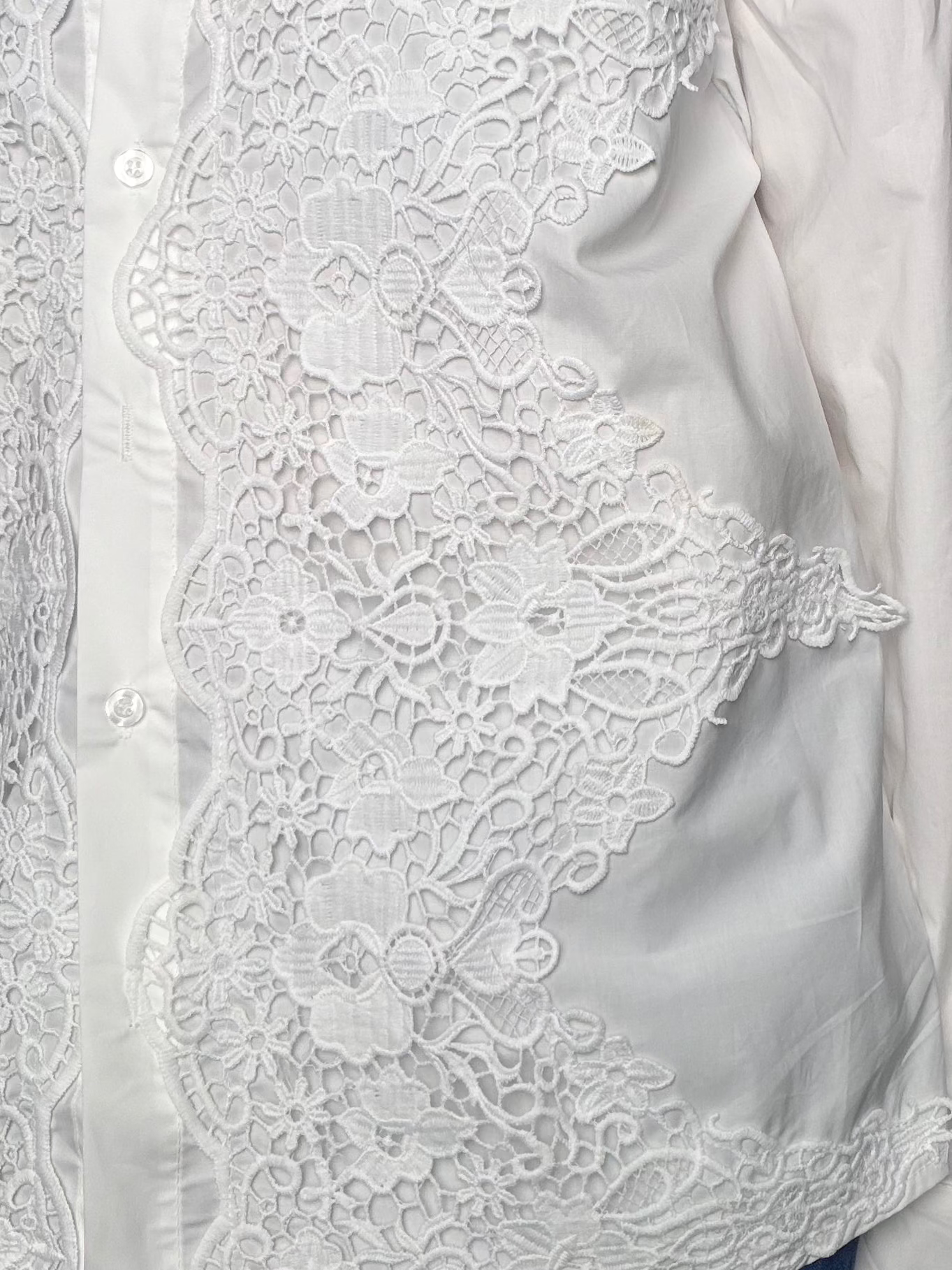 Camicia Bianca con Inserti in Pizzo Macramé