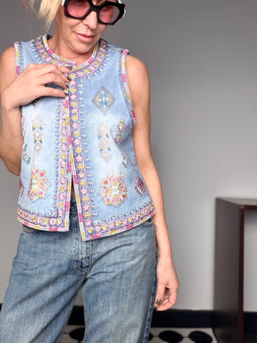 Gilet Denim con Ricami e Borchie Etnici