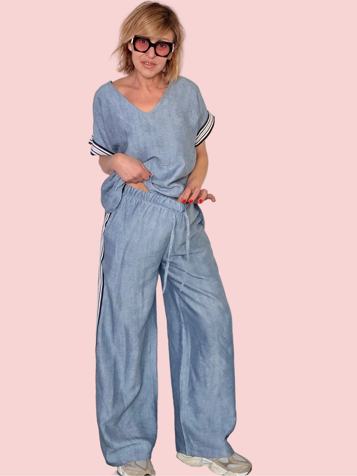 Coordinato  Due Pezzi – Top & Pantalone con Bande