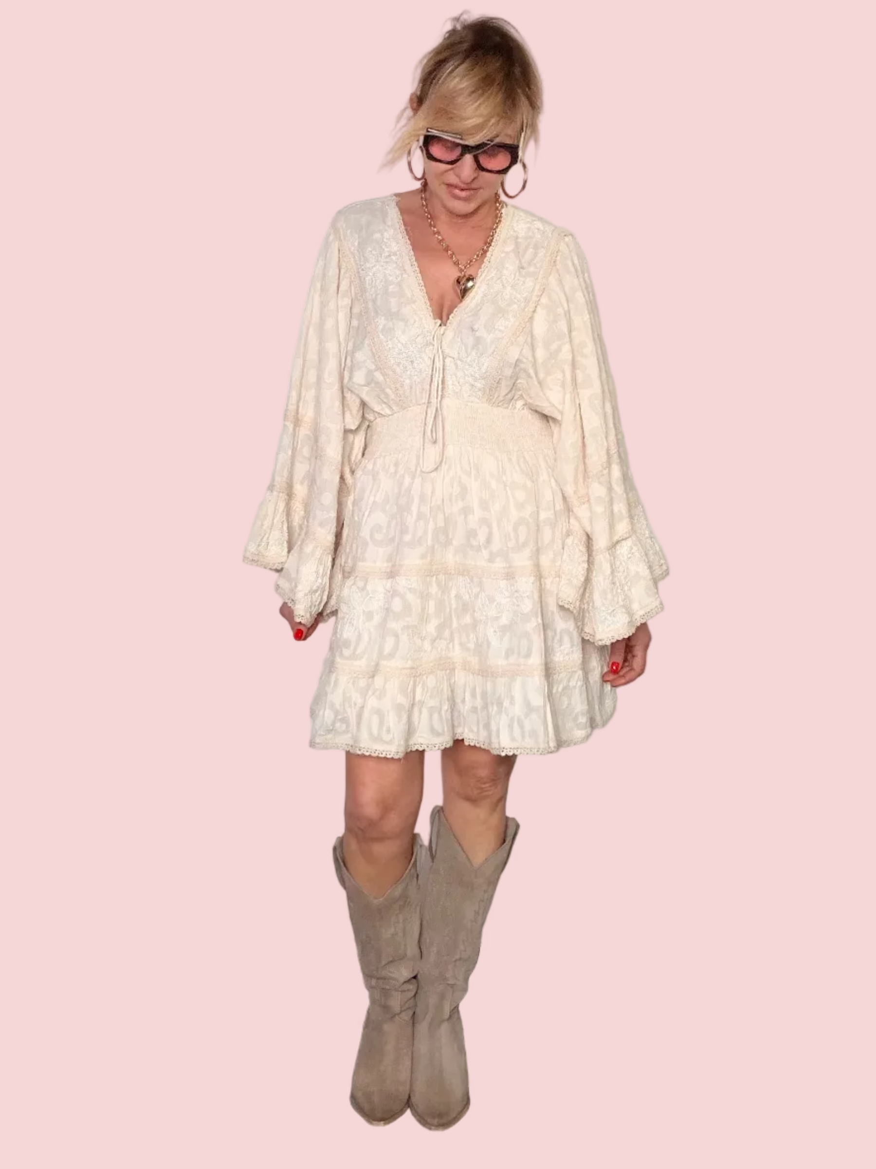 Mini Abito Boho Maniche a Campana – Avorio