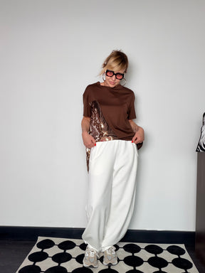T-Shirt con Foulard Paisley