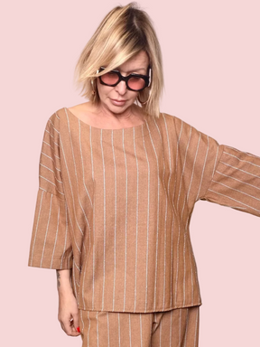 Camicia a Righe con Bottoni sul Retro
