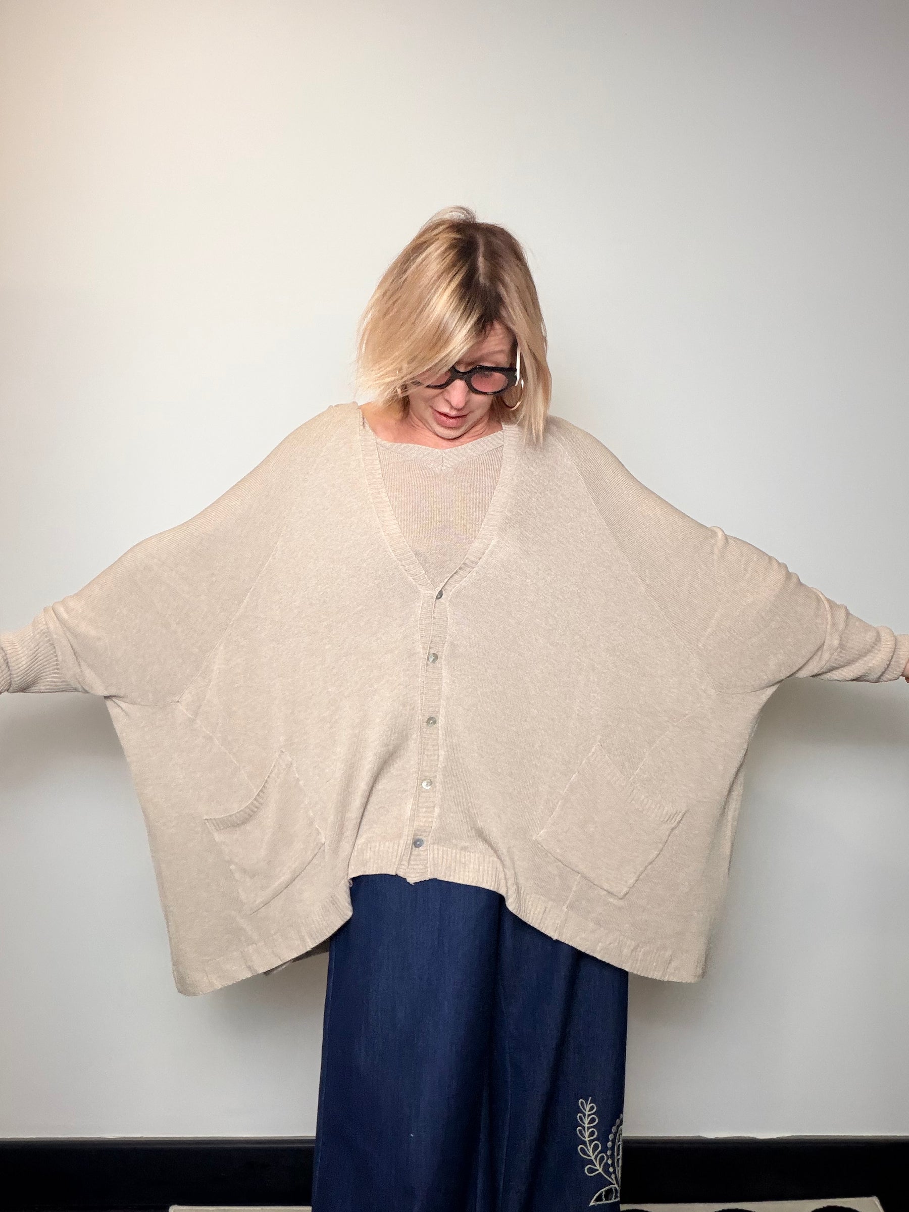 Cardigan Oversize in Filo di Viscosa
