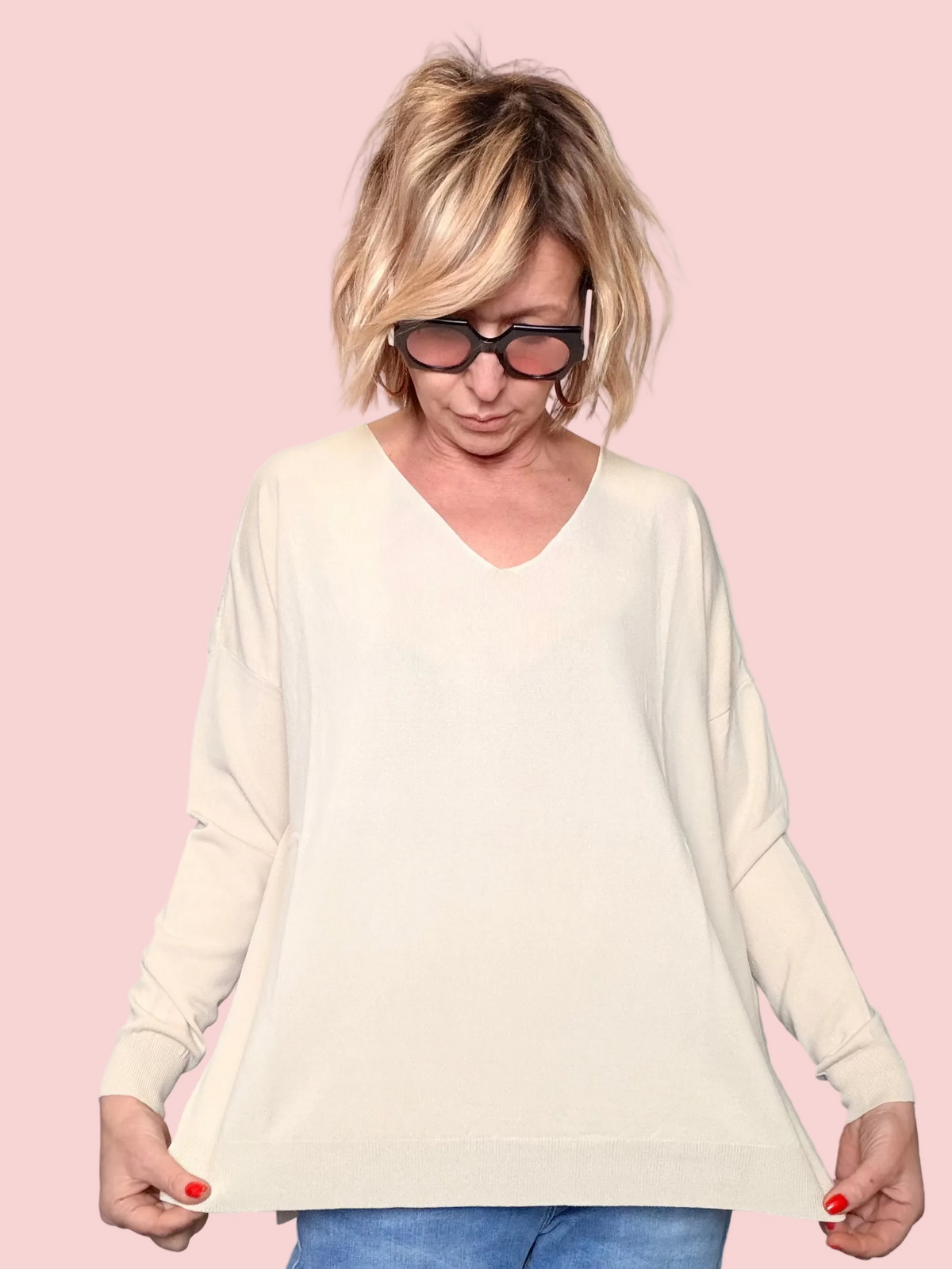 Maglia Oversize in Filo Fine Scollo a V