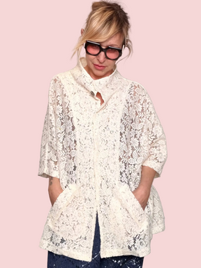 Giacca Oversize in Pizzo Floreale Bianco (Copia)