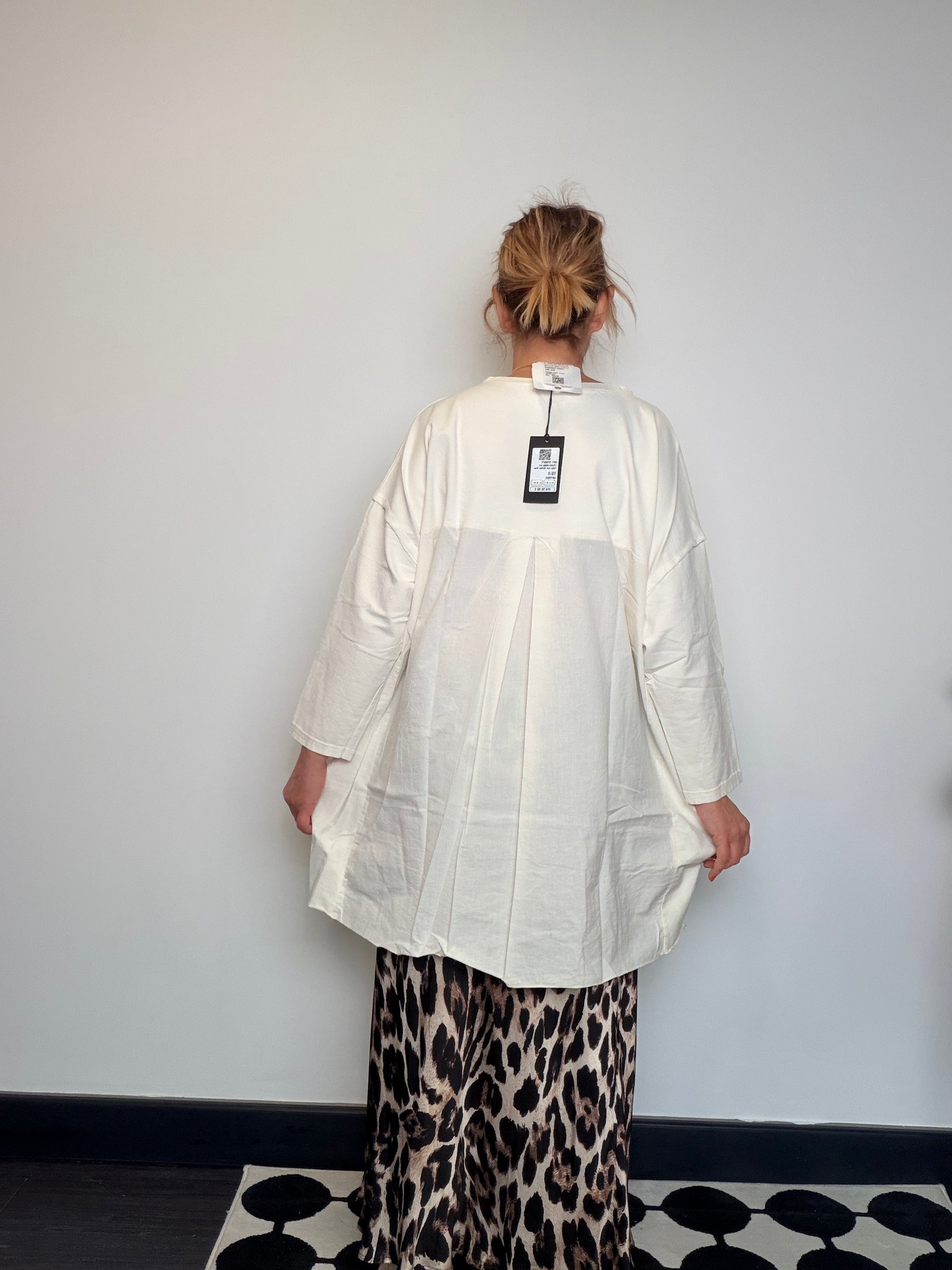 Maxi Felpa Oversize con Inserto a Pannelli sul Retro
