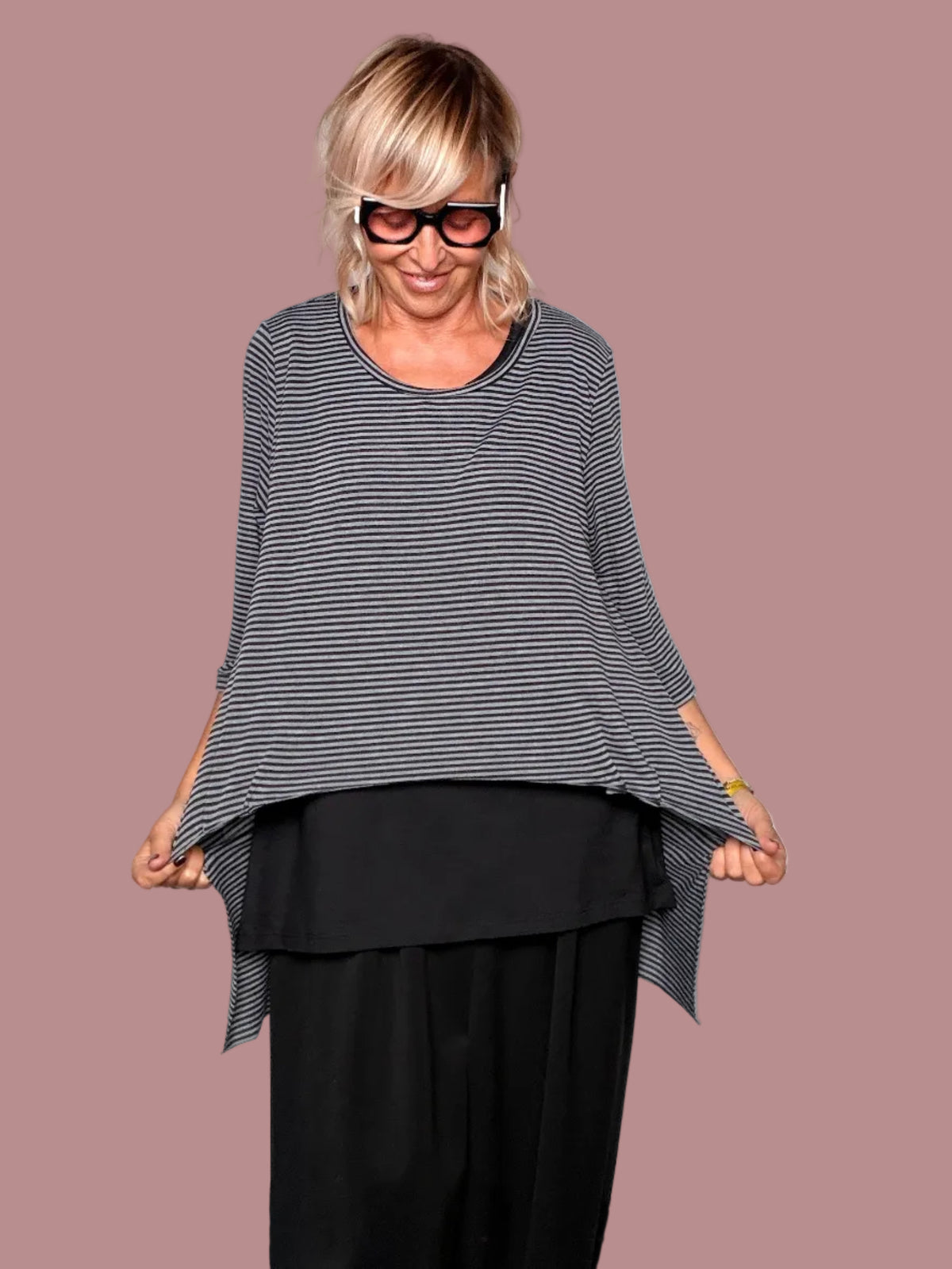 Maglia a Righe Oversize + Canotta Nera Inclusa